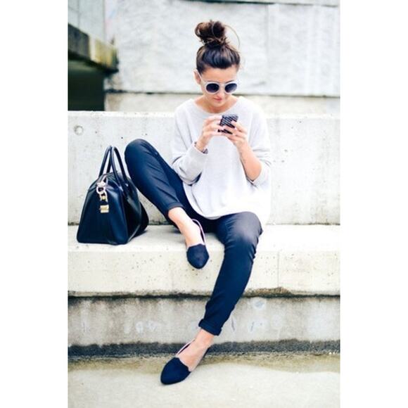 Nicholas Kirkwood Beya Velvet Slip On Pointed Toe Loafers Blue Women's 39 / 8.5 - Picture 2 of 9